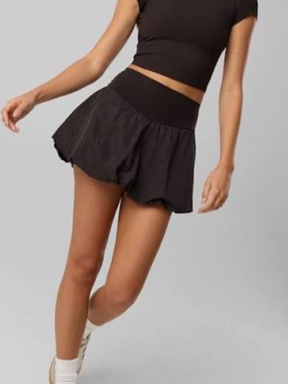 394.NWT AERIE BUBBLE SKIRT
